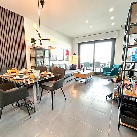 Apartment Myflats Luxury Arenales *